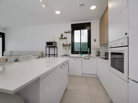 3-bedroom Villa In Orihuela, Spain (111 M²)