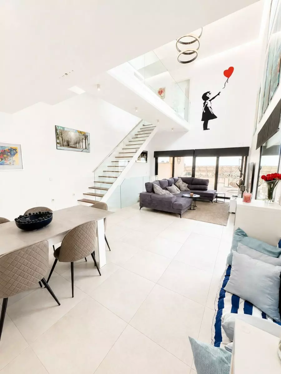 4-bedroom Villa In Benijofar, Spain (319 M²)