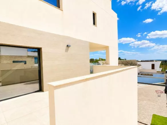 4-bedroom Villa In Benijofar, Spain (319 M²)