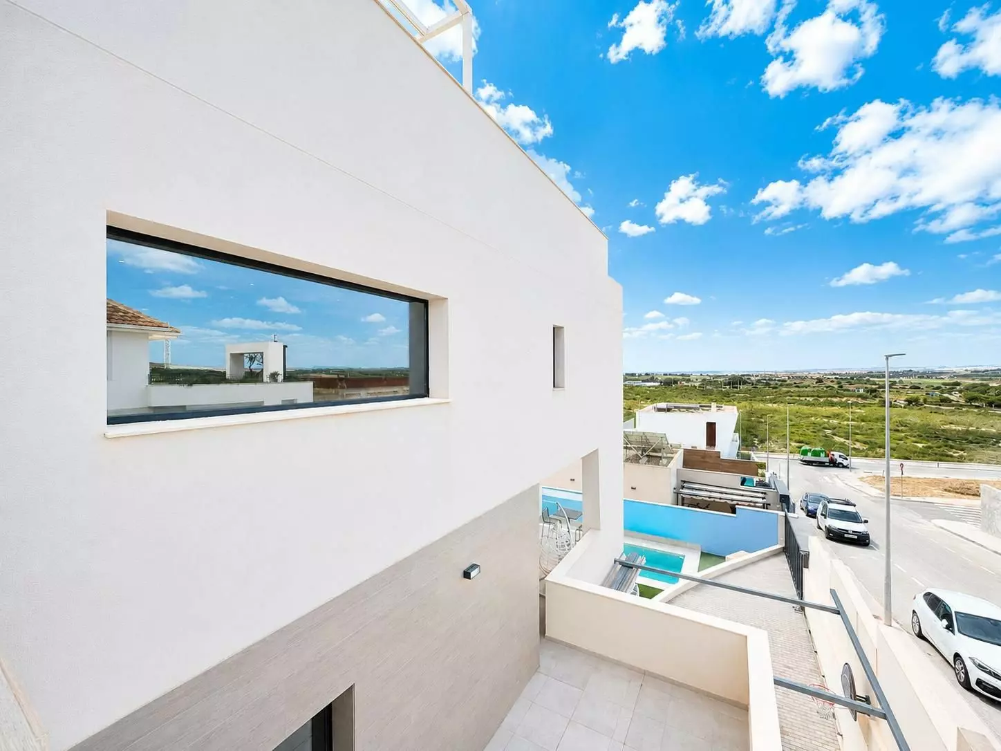 4-bedroom Villa In Benijofar, Spain (319 M²)