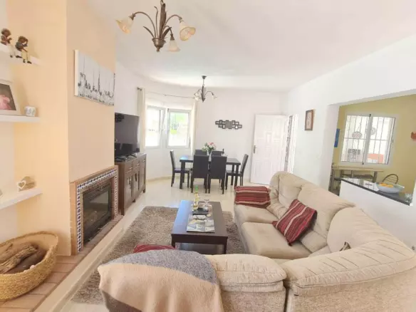 2-bedroom Villa In Orihuela Costa, Spain (107 M²)