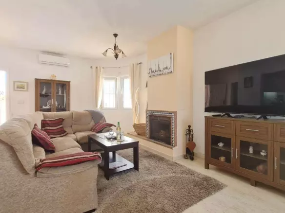 2-bedroom Villa In Orihuela Costa, Spain (107 M²)