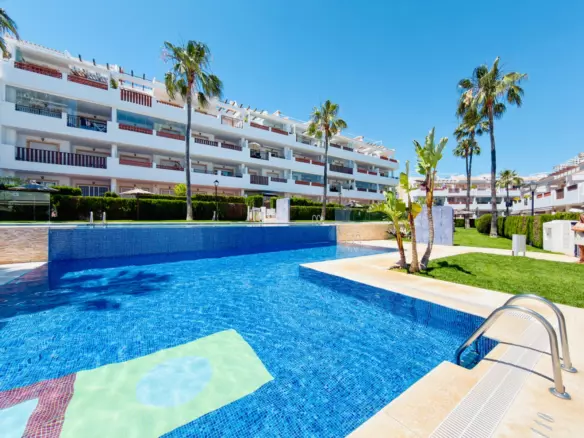 2-bedroom Property In Orihuela Costa, Spain (86 M²)