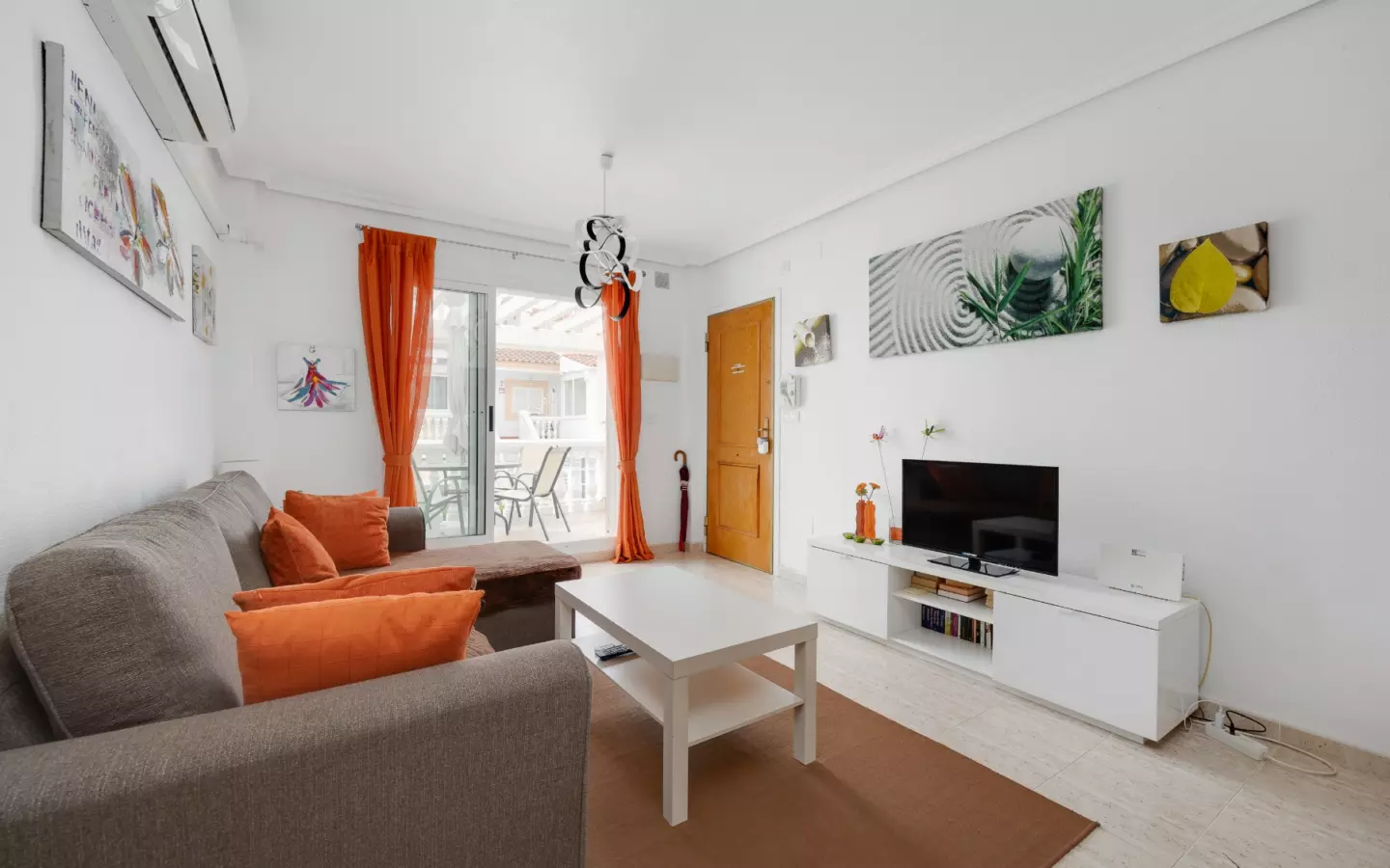 2-bedroom Apartment In Orihuela Costa, Spain (89 M²)