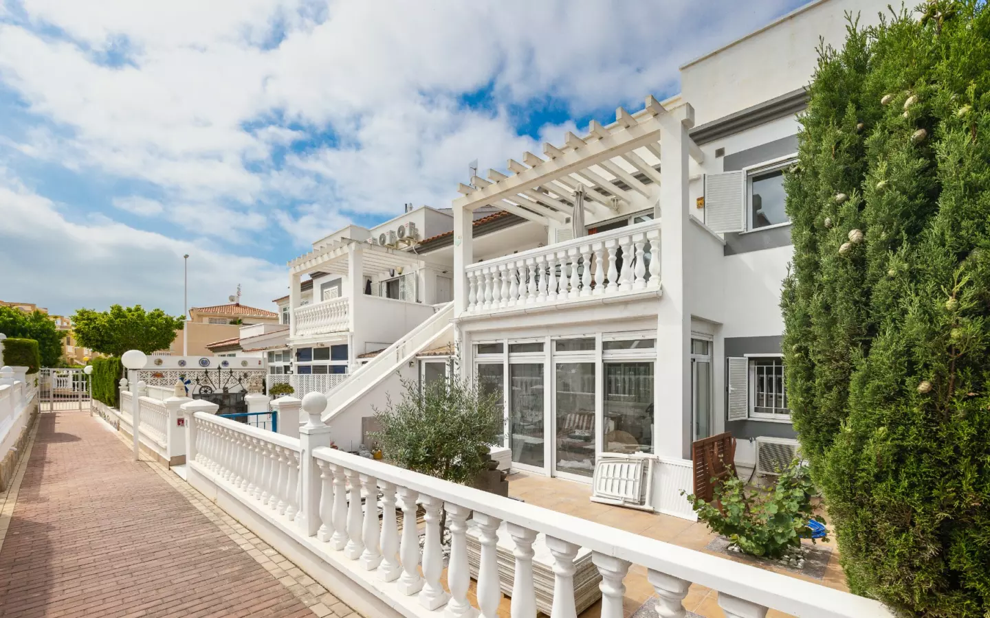 2-bedroom Apartment In Orihuela Costa, Spain (89 M²)