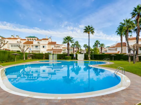 2-bedroom Apartment In Orihuela Costa, Spain (89 M²)