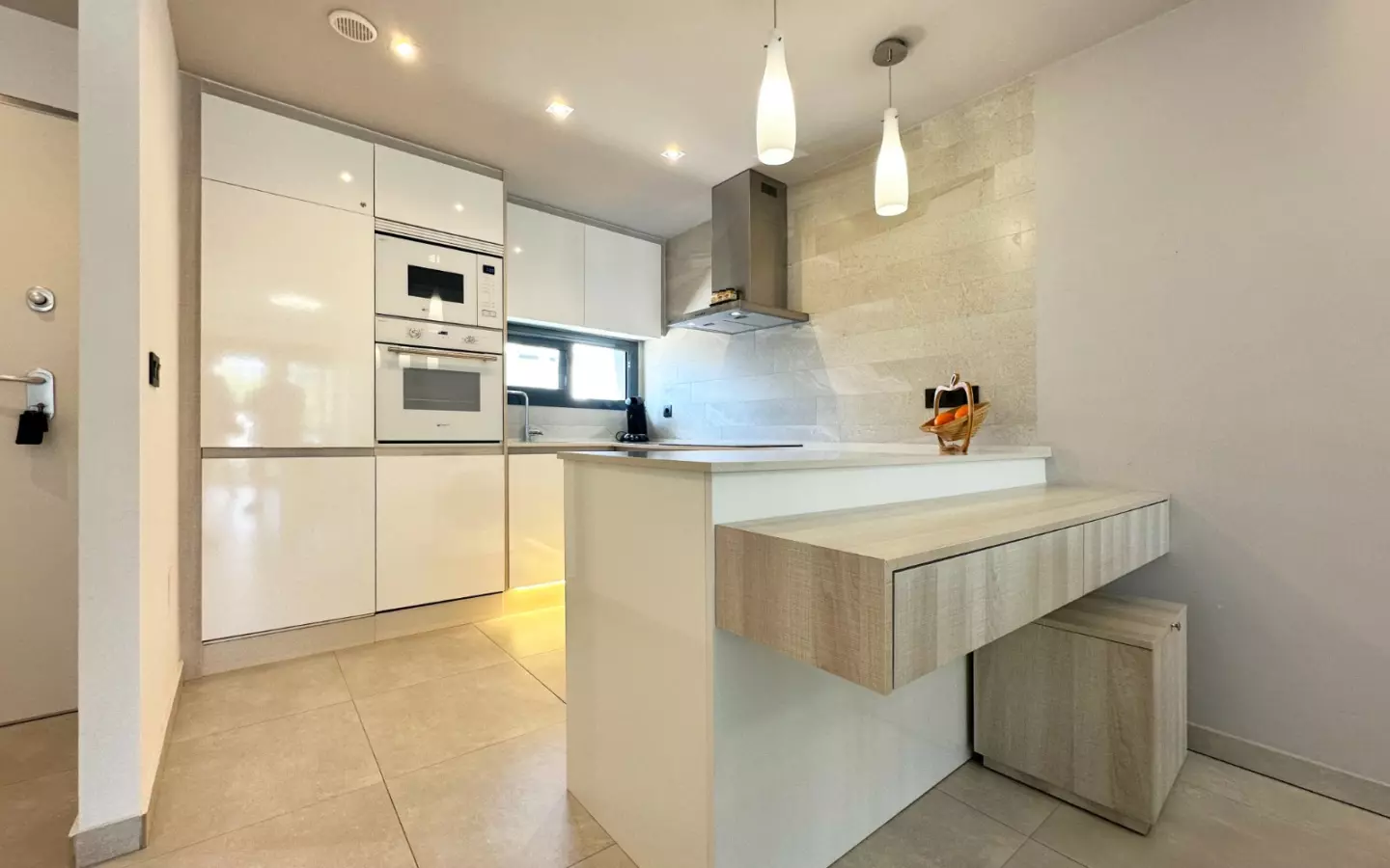 2-bedroom Apartment In Guardamar Del Segura, Spain (75 M²)