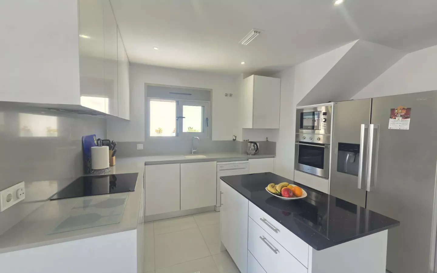 3-bedroom Villa In San Miguel De Salinas, Spain (118 M²)