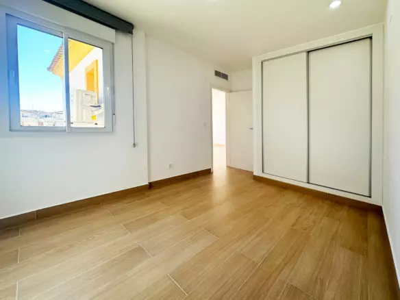 2-bedroom Apartment In Orihuela Costa, Spain (50 M²)