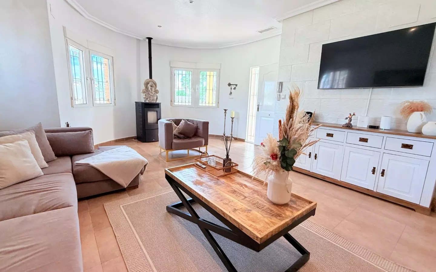 3-bedroom Villa In Catral, Spain (139 M²)