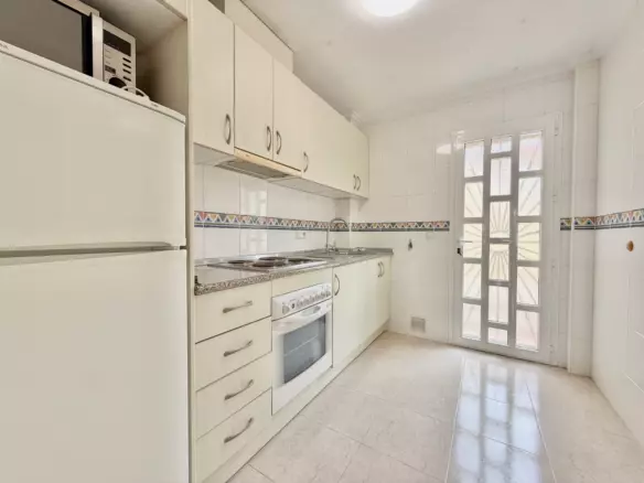3-bedroom Townhouse In Rojales, Spain (101 M²)