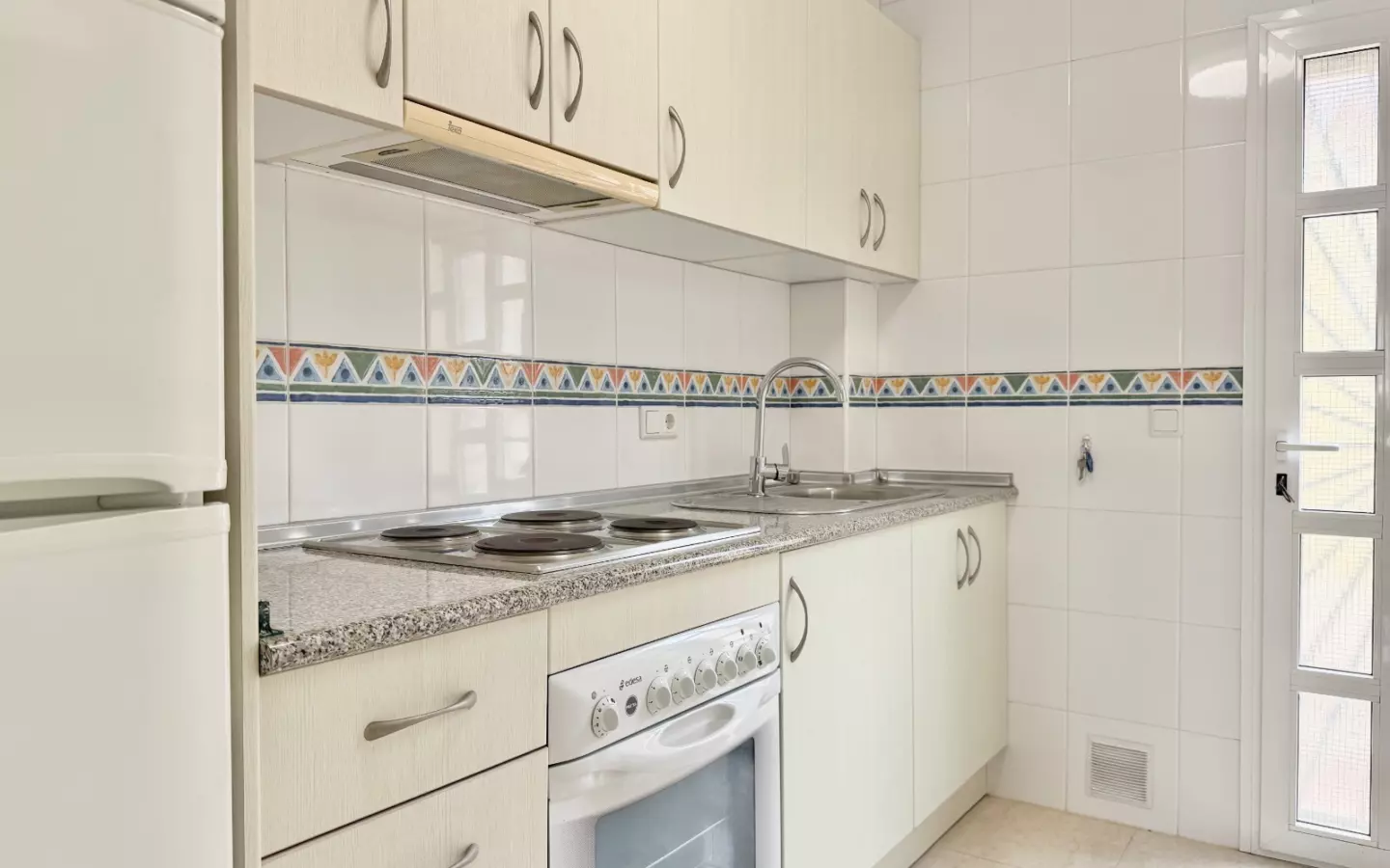 3-bedroom Townhouse In Rojales, Spain (101 M²)