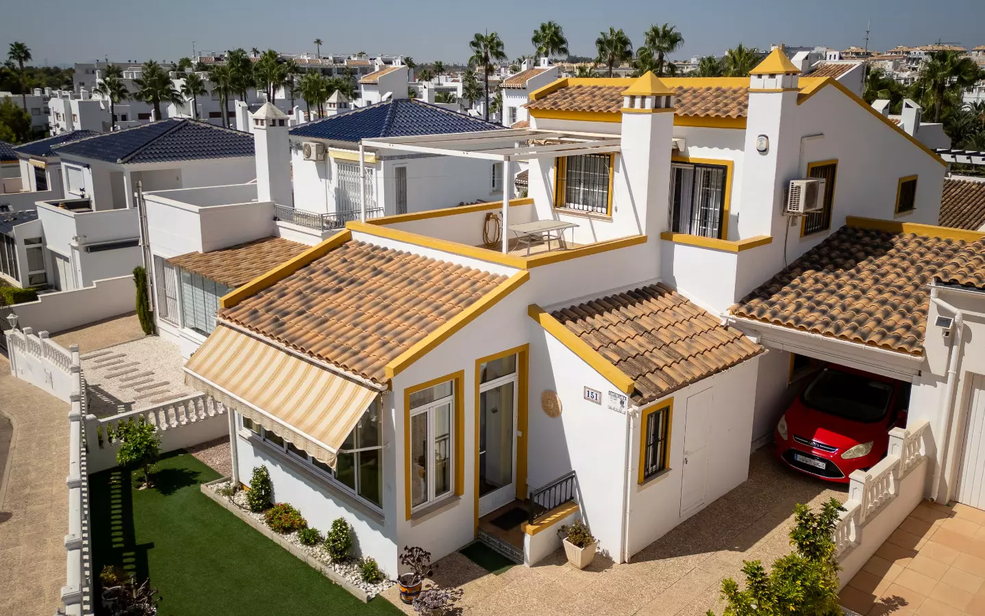 3-bedroom Villa In Villamartin, Spain (122 M²)