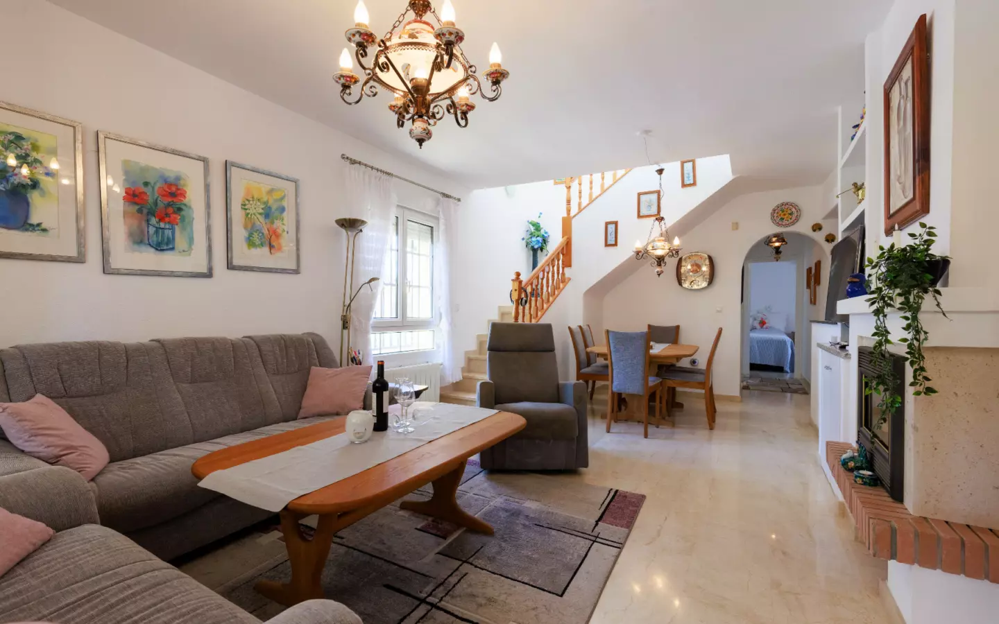 3-bedroom Villa In Villamartin, Spain (122 M²)