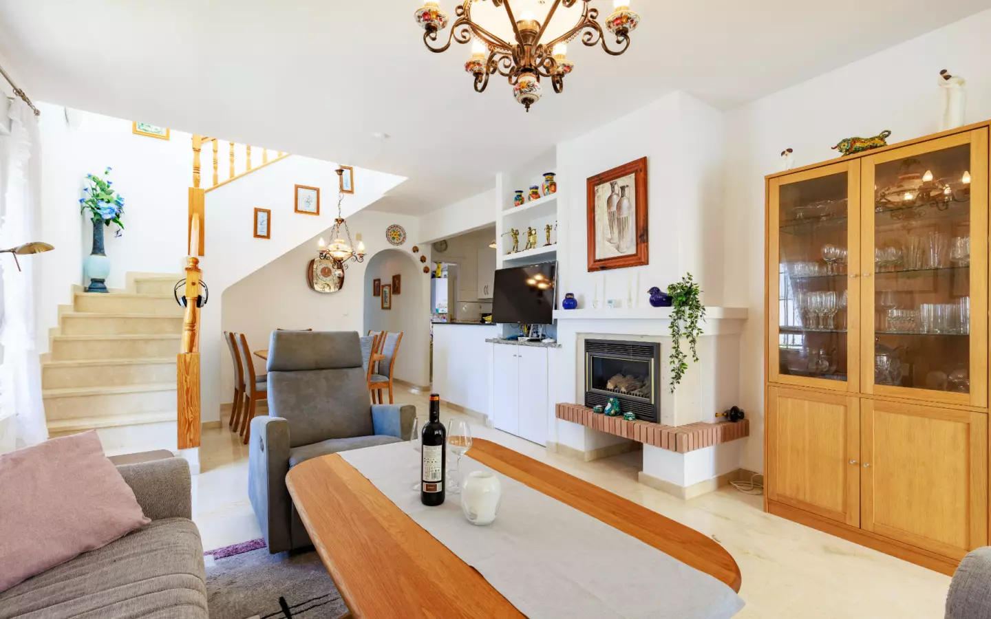 3-bedroom Villa In Villamartin, Spain (122 M²)