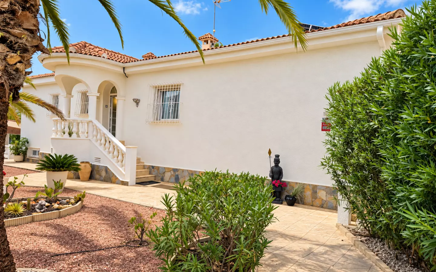 5-bedroom Villa In Ciudad Quesada, Spain (344 M²)