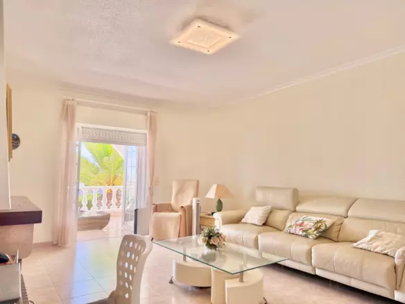 4-bedroom Villa In Rojales, Spain (230 M²)