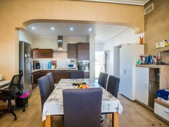 4-bedroom Villa In Catral, Spain (146 M²)
