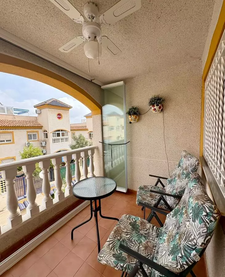 2-bedroom Property In Guardamar Del Segura, Spain (61 M²)