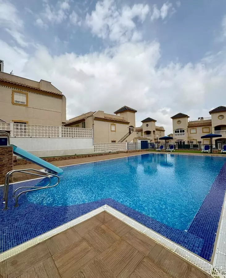2-bedroom Property In Guardamar Del Segura, Spain (61 M²)