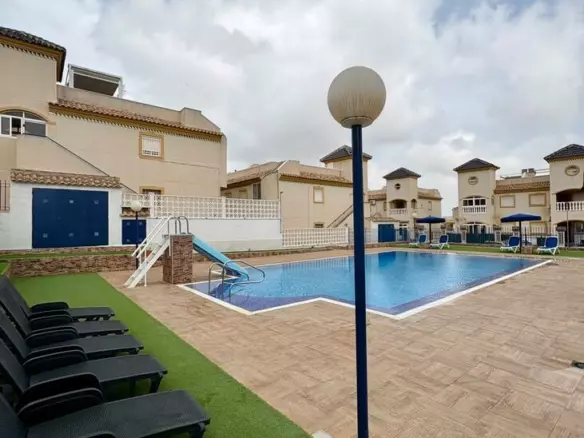 2-bedroom Property In Guardamar Del Segura, Spain (61 M²)