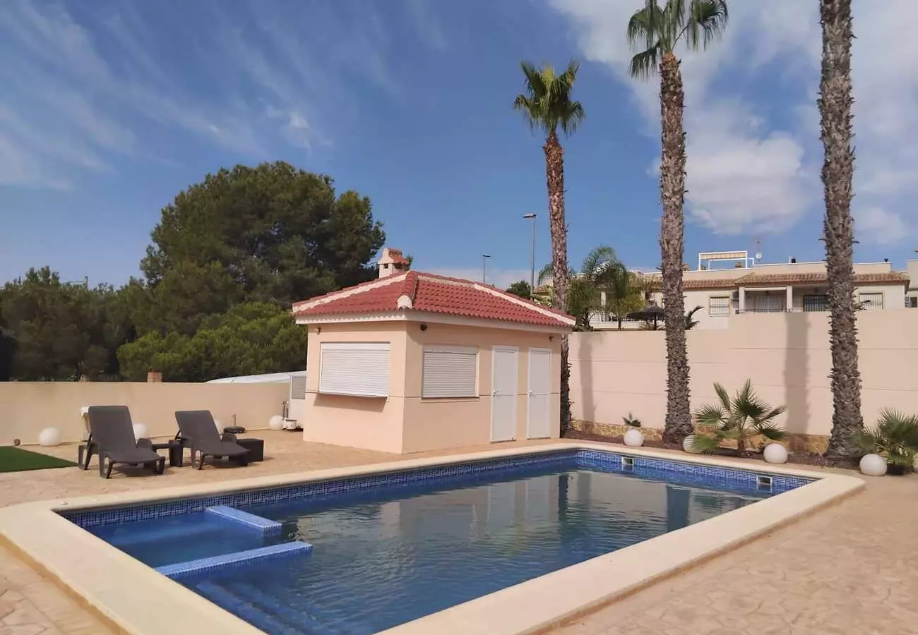5-bedroom Villa In Algorfa, Spain (300 M²)