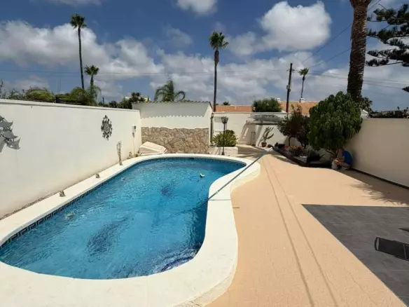2-bedroom Villa In Cabo Roig, Spain (85 M²)