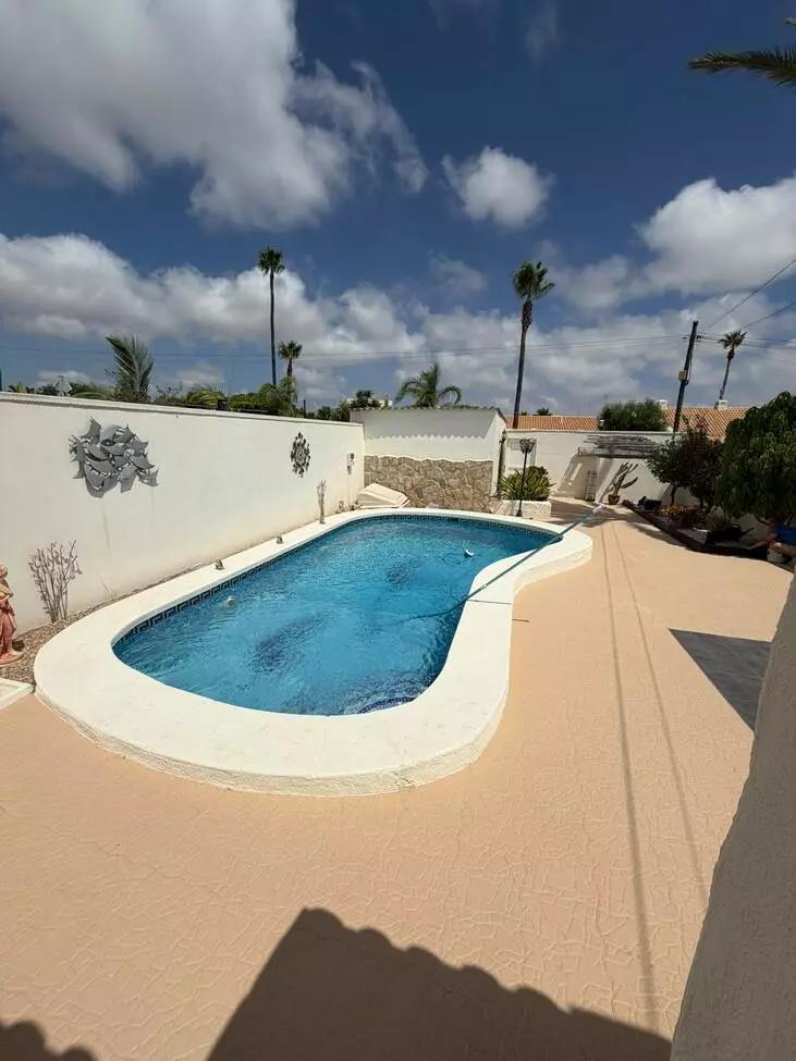 2-bedroom Villa In Cabo Roig, Spain (85 M²)