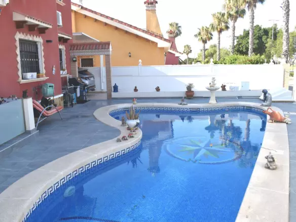 3-bedroom Villa In Guardamar Del Segura, Spain (100 M²)