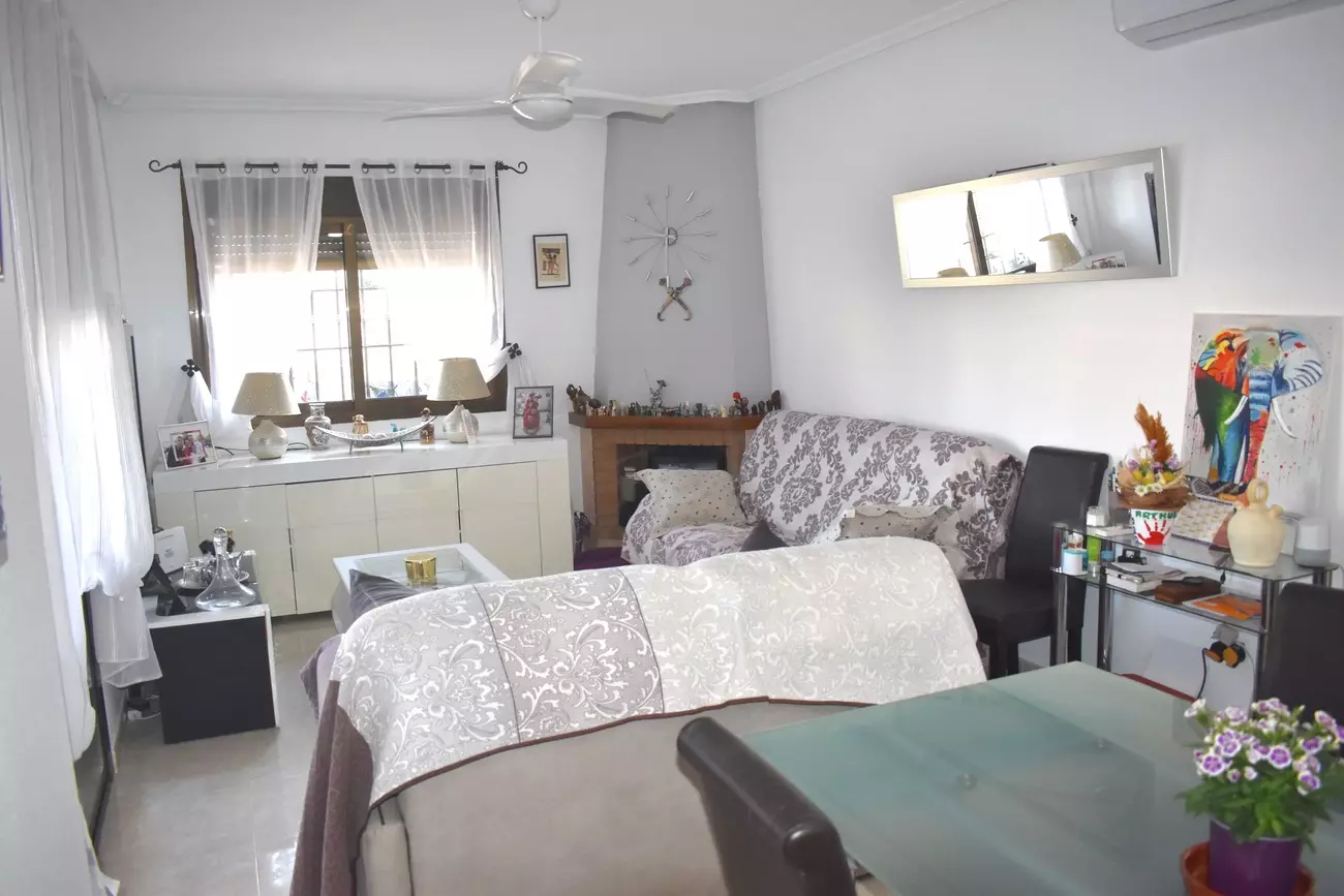 3-bedroom Villa In Guardamar Del Segura, Spain (100 M²)