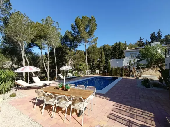 5-bedroom Villa In Pilar De La Horadada, Spain (256 M²)