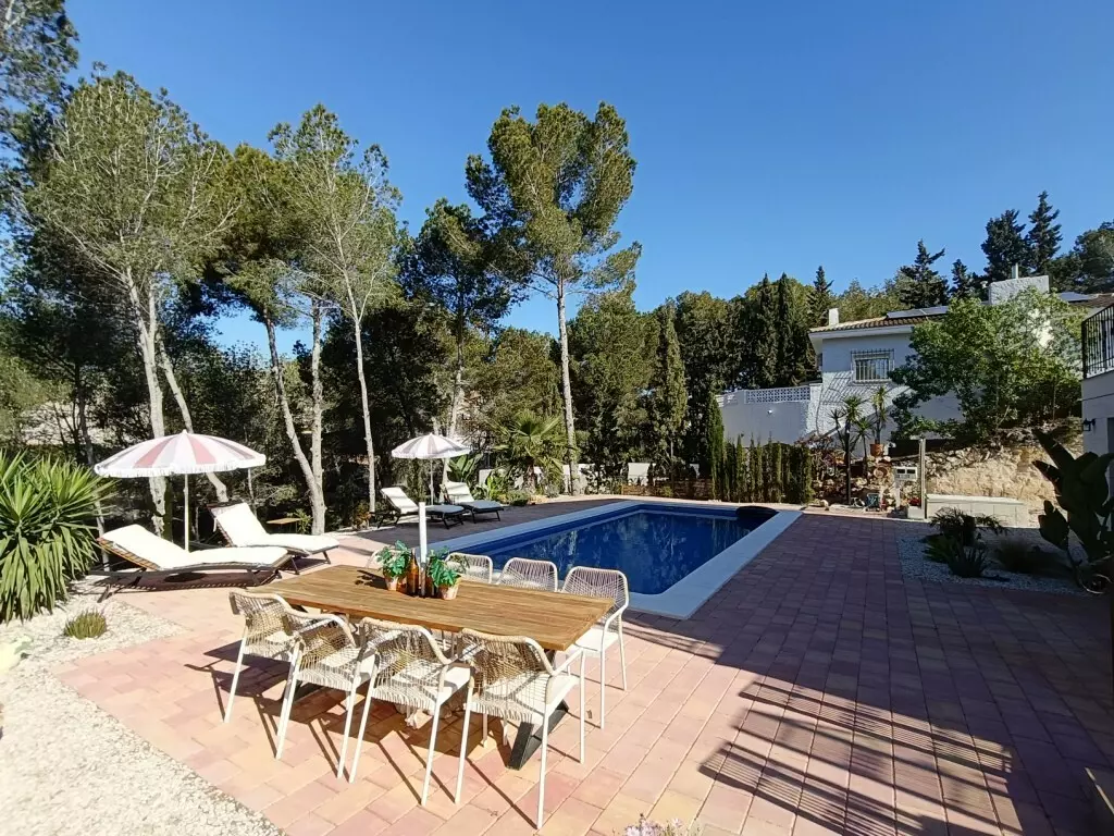 5-bedroom Villa In Pilar De La Horadada, Spain (256 M²)