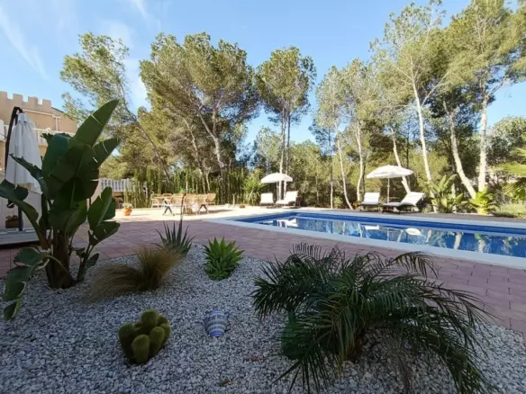 5-bedroom Villa In Pilar De La Horadada, Spain (256 M²)