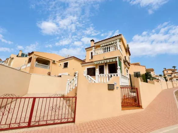 2-bedroom Villa In Villamartin, Spain (77 M²)