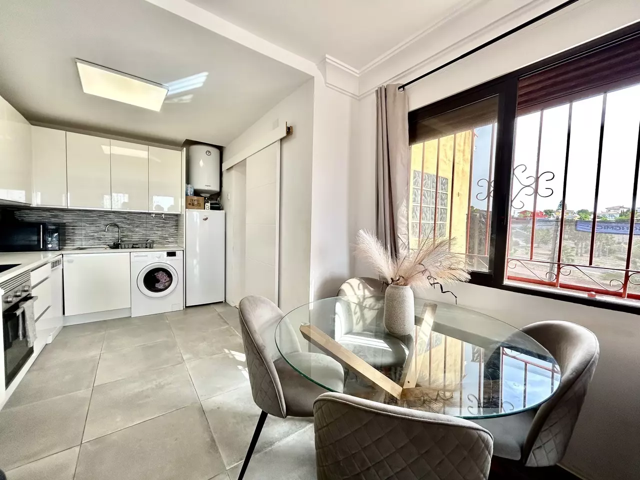 2-bedroom Villa In Villamartin, Spain (77 M²)