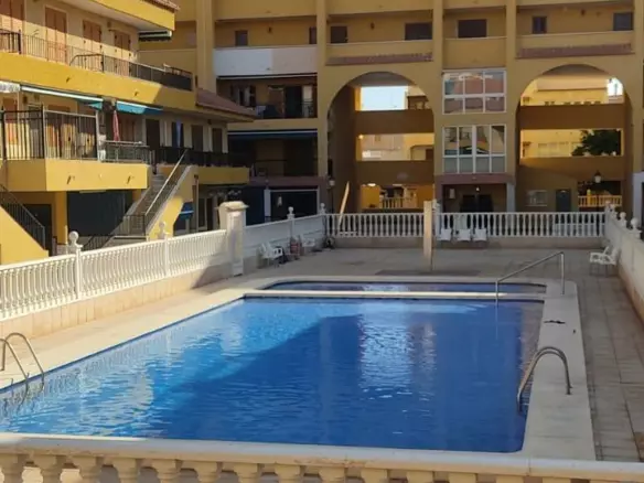 2-bedroom Town House In Torrevieja, Spain (100 M²)