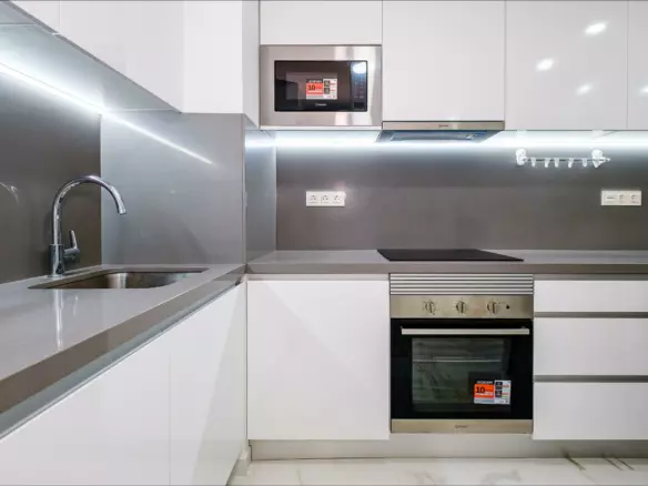 4-bedroom Apartment In Torrevieja, Spain (153 M²)