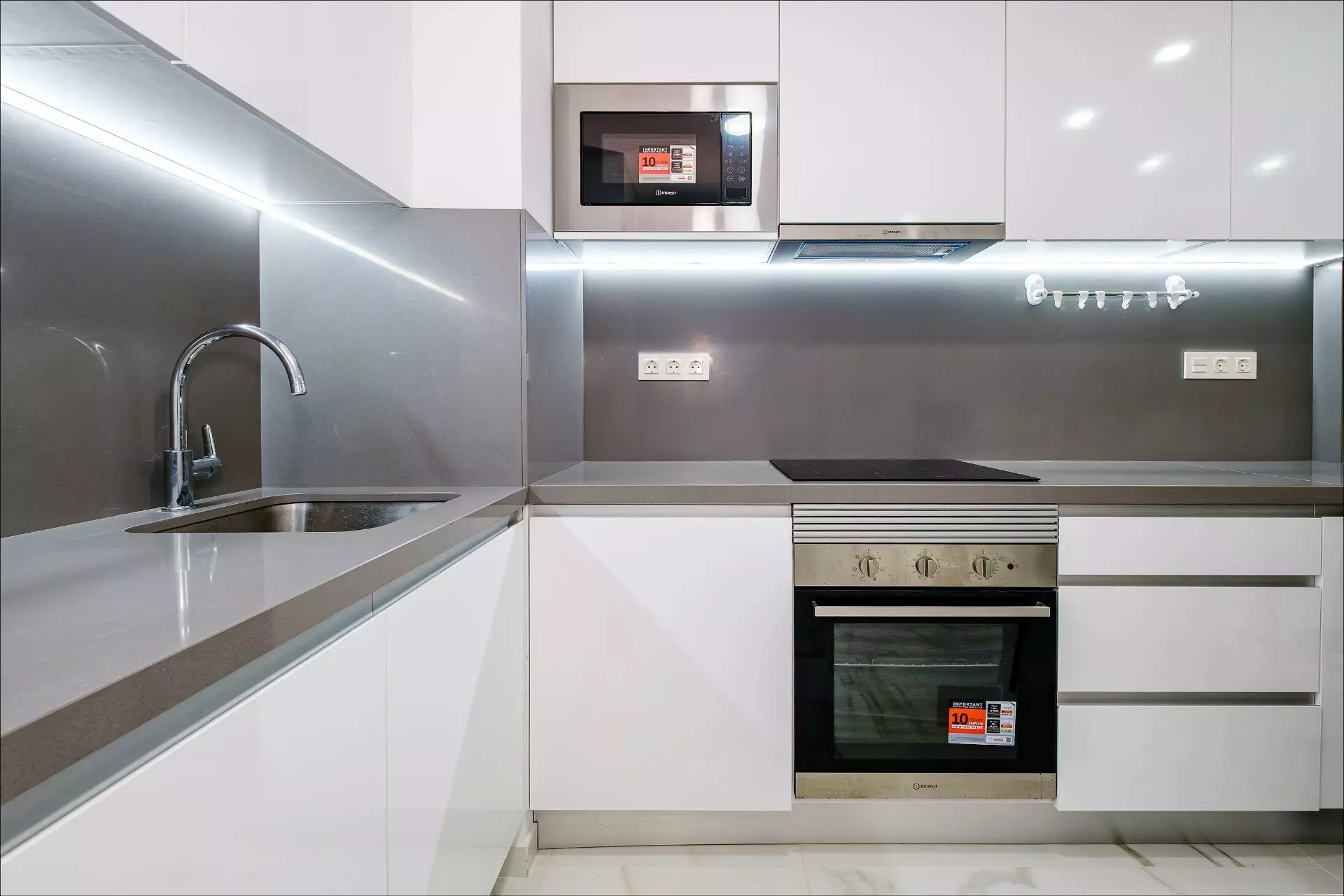 4-bedroom Apartment In Torrevieja, Spain (153 M²)