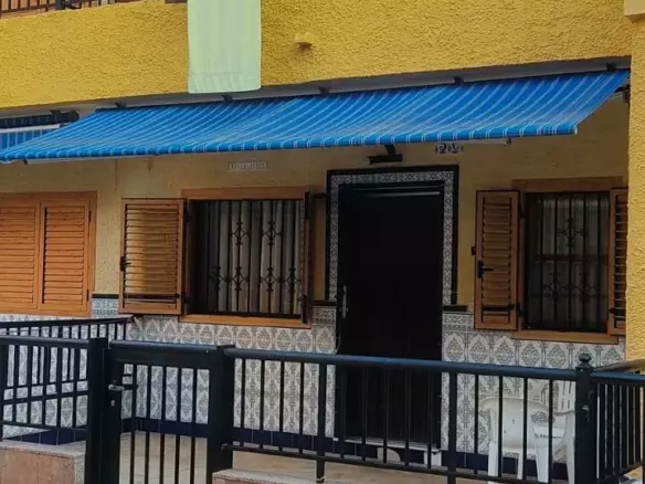 2-bedroom Town House In Torrevieja, Spain (100 M²)