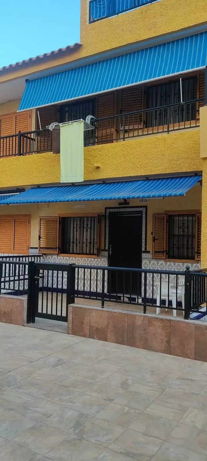 2-bedroom Town House In Torrevieja, Spain (100 M²)