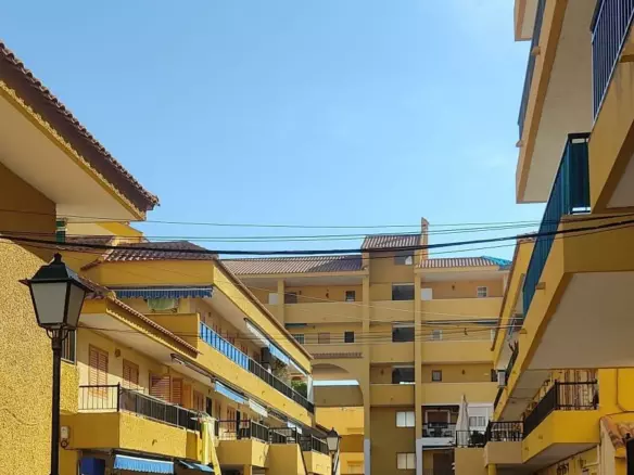 2-bedroom Town House In Torrevieja, Spain (100 M²)