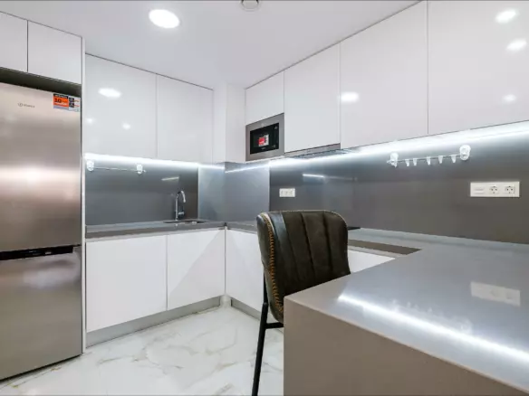 4-bedroom Apartment In Torrevieja, Spain (153 M²)