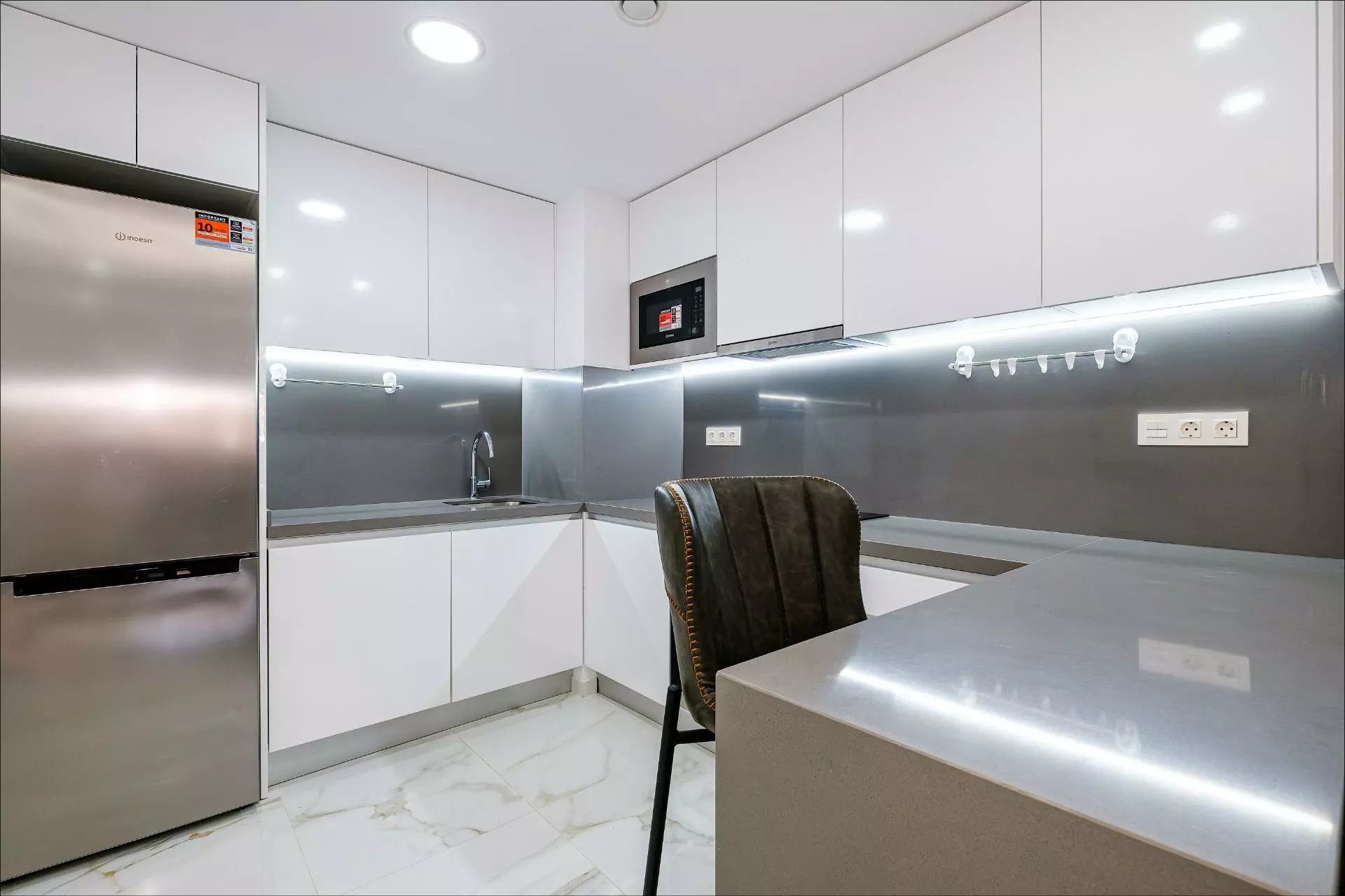 4-bedroom Apartment In Torrevieja, Spain (153 M²)