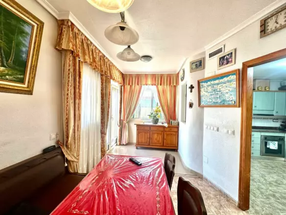 3-bedroom Apartment In Torrevieja, Spain (140 M²)