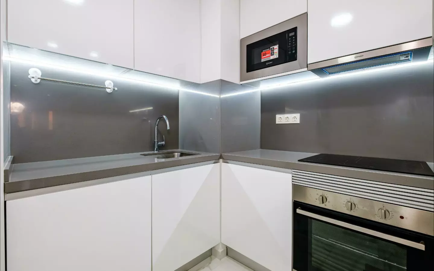 4-bedroom Apartment In Torrevieja, Spain (153 M²)