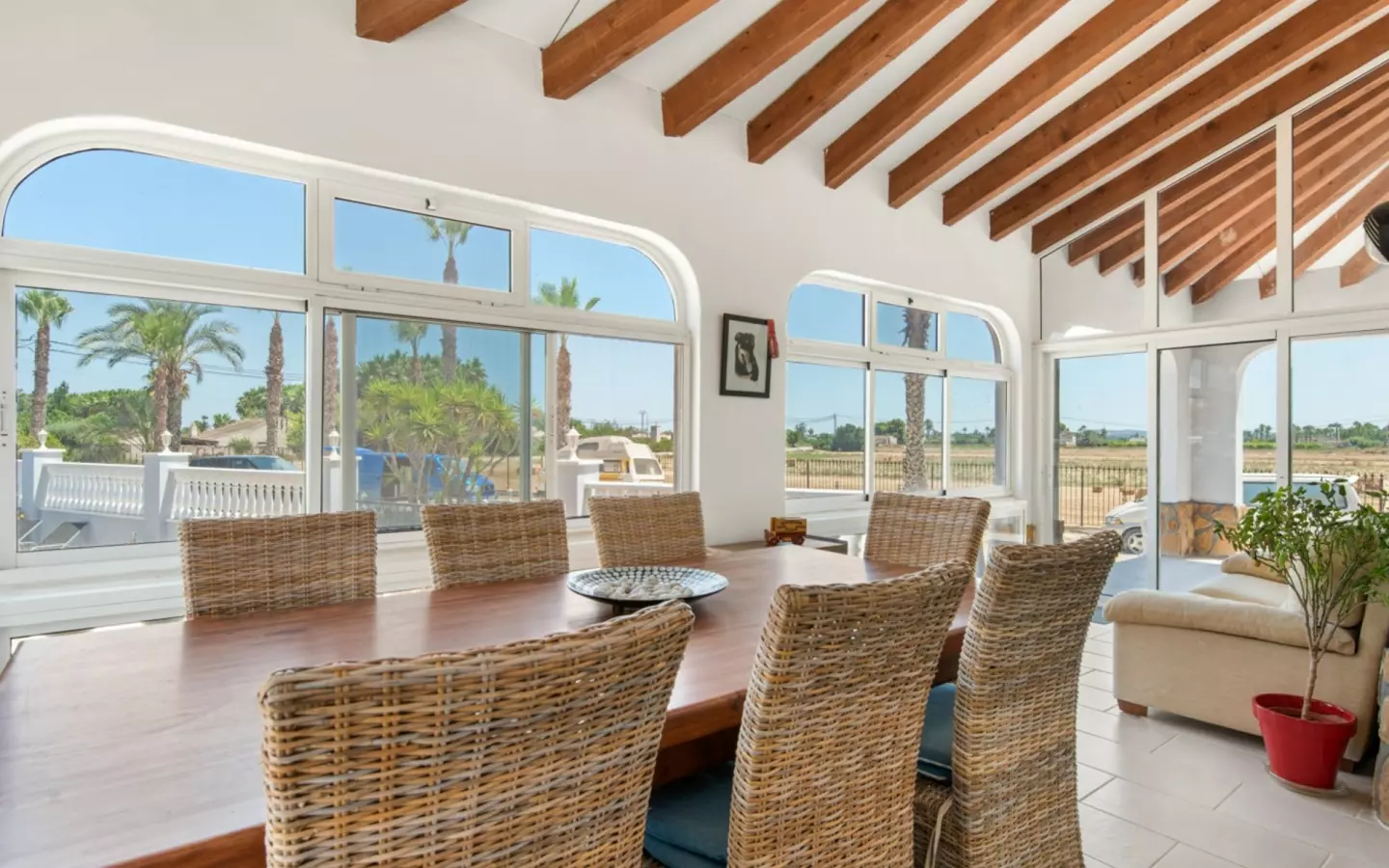 4-bedroom Property In Catral, Spain (540 M²)