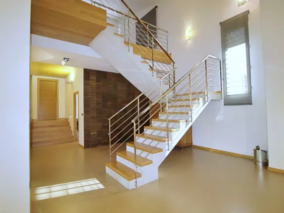 4-bedroom Villa In Elche, Spain (500 M²)