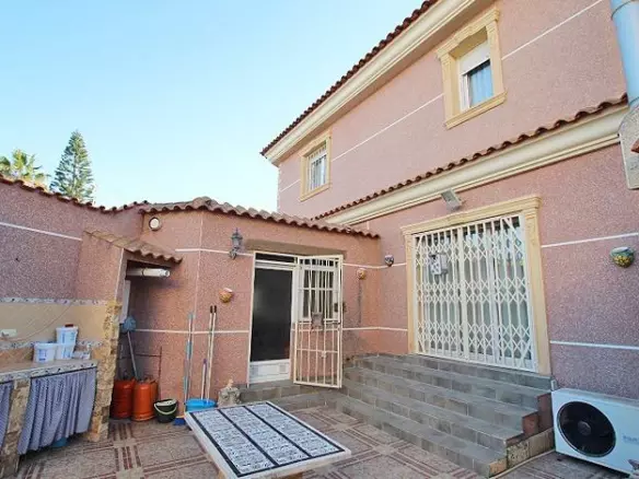 6-bedroom Villa In Formentera Del Segura, Spain (322 M²)
