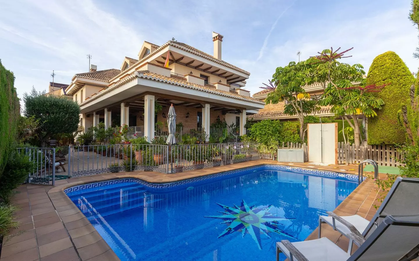 7-bedroom Villa In Torrevieja, Spain (800 M²)