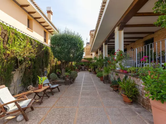 7-bedroom Villa In Torrevieja, Spain (800 M²)